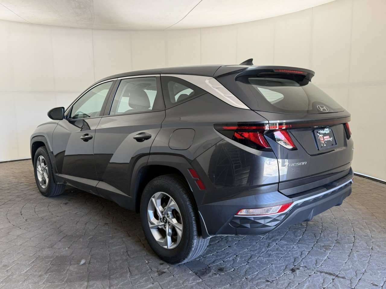 Used 2024 Hyundai Tucson SE AWD/4WD image 5