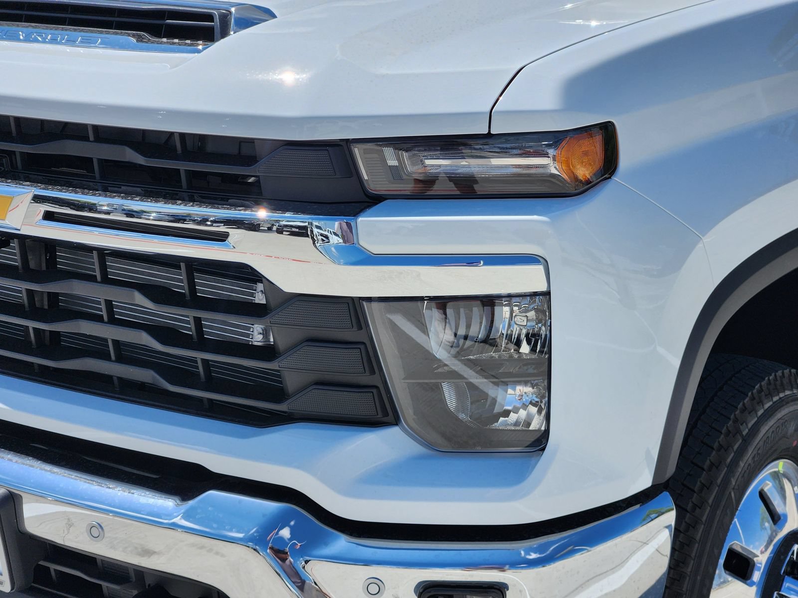New 2026 Chevrolet Silverado 3500 LT w/ Safety Package AWD/4WD image 9