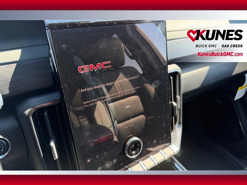 New 2026 GMC Acadia AT4 w/ Luxury Package AWD/4WD image 22