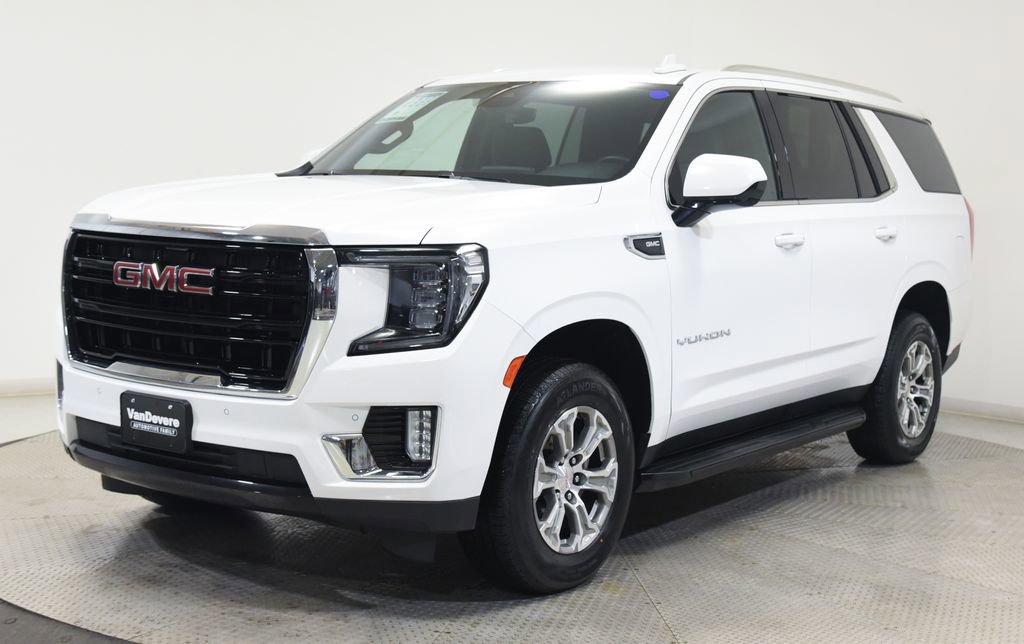 Used 2024 GMC Yukon SLE AWD/4WD image 9