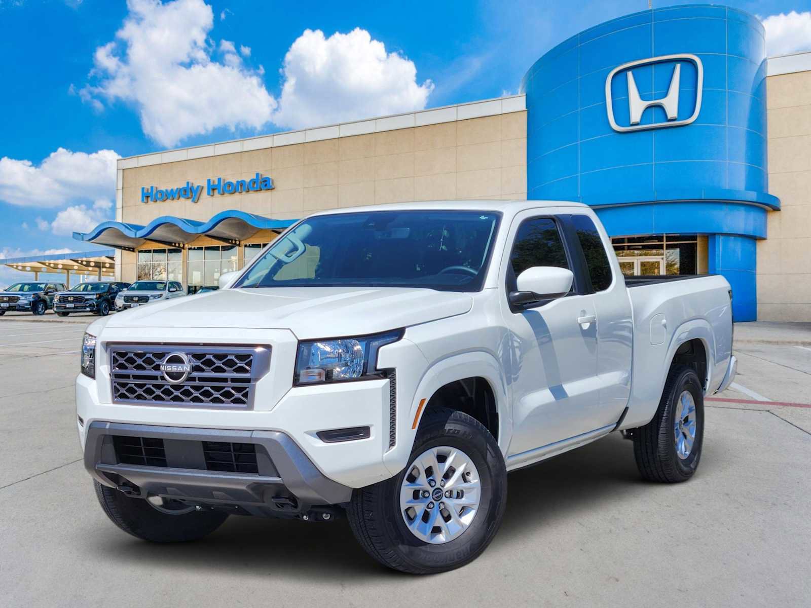 Used 2024 Nissan Frontier SV AWD/4WD image 1