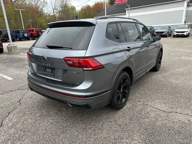 Certified 2023 Volkswagen Tiguan SE R-Line AWD/4WD image 9