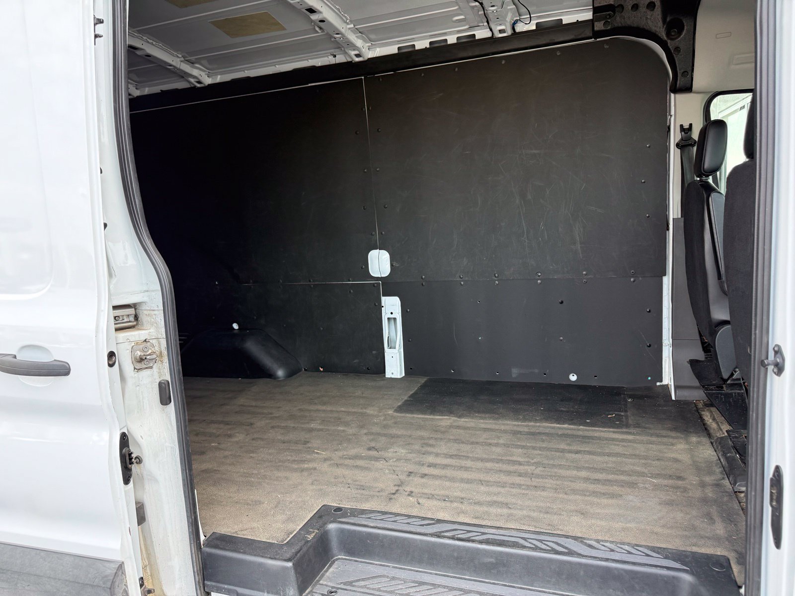 Used 2023 Ford Transit 250 Medium Roof AWD w/ Load Area Protection Package image 30