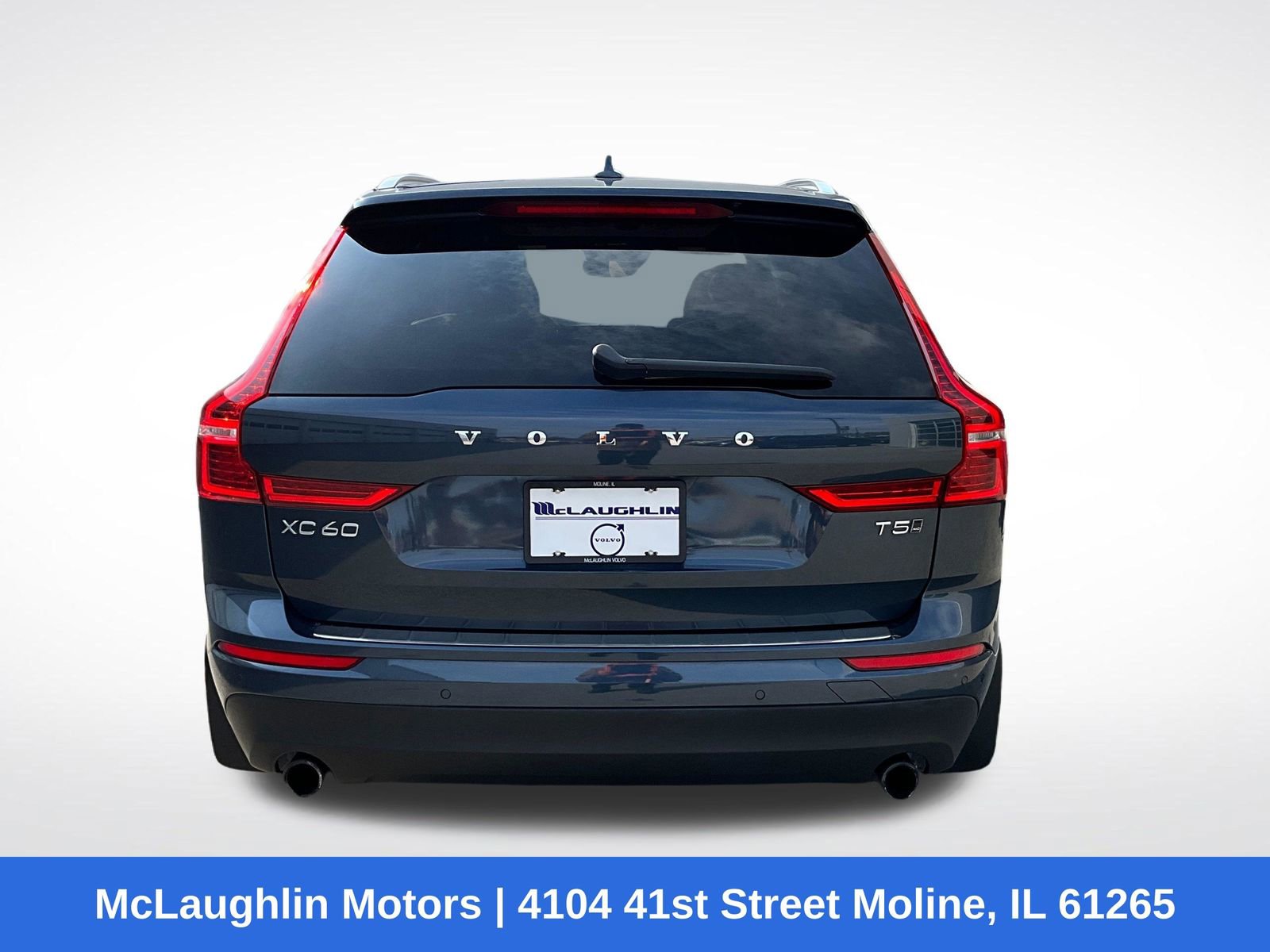 Used 2018 Volvo XC60 T5 Momentum w/ Convenience Package image 11