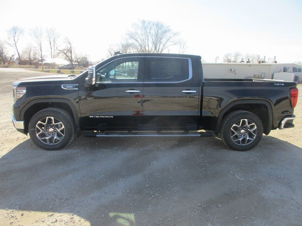 New 2026 GMC Sierra 1500 SLT w/ SLT Premium Plus Package image 10