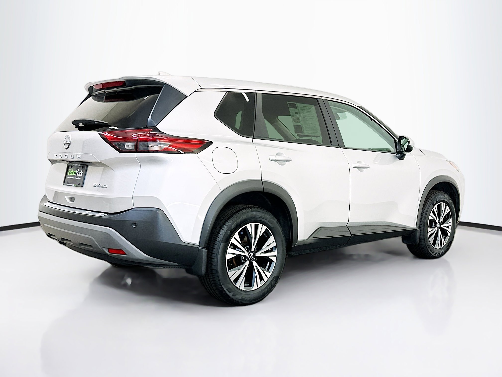Used 2023 Nissan Rogue SV AWD/4WD image 9