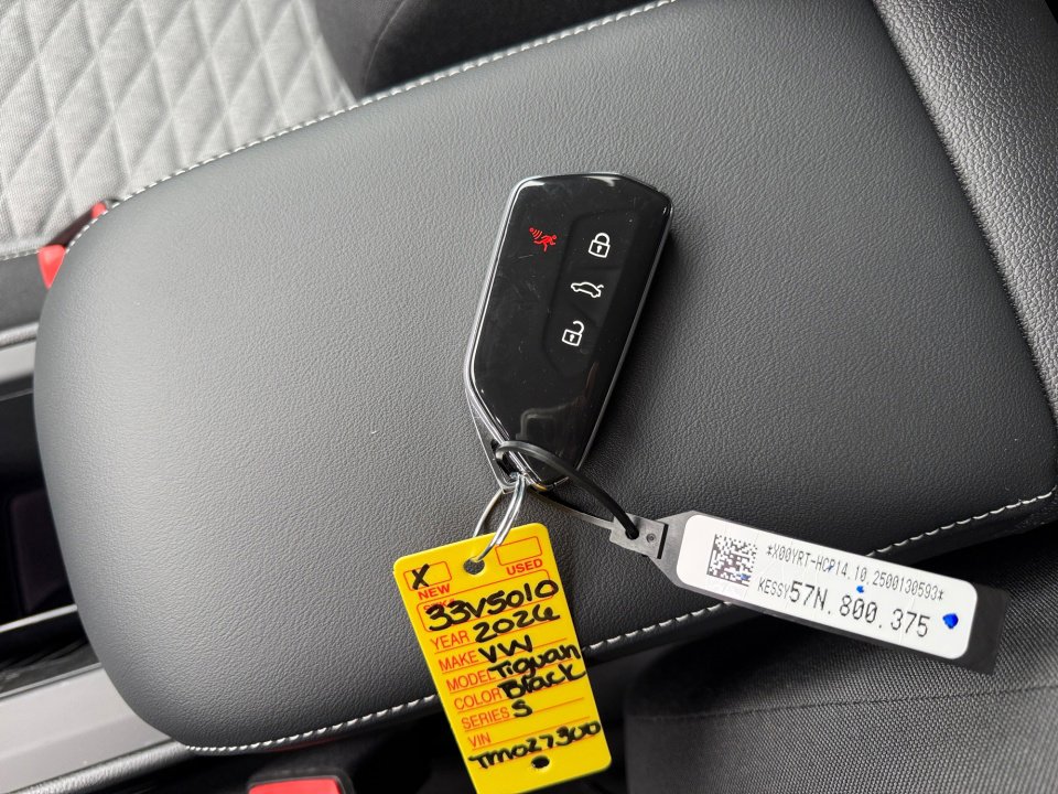 New 2026 Volkswagen Tiguan S image 33