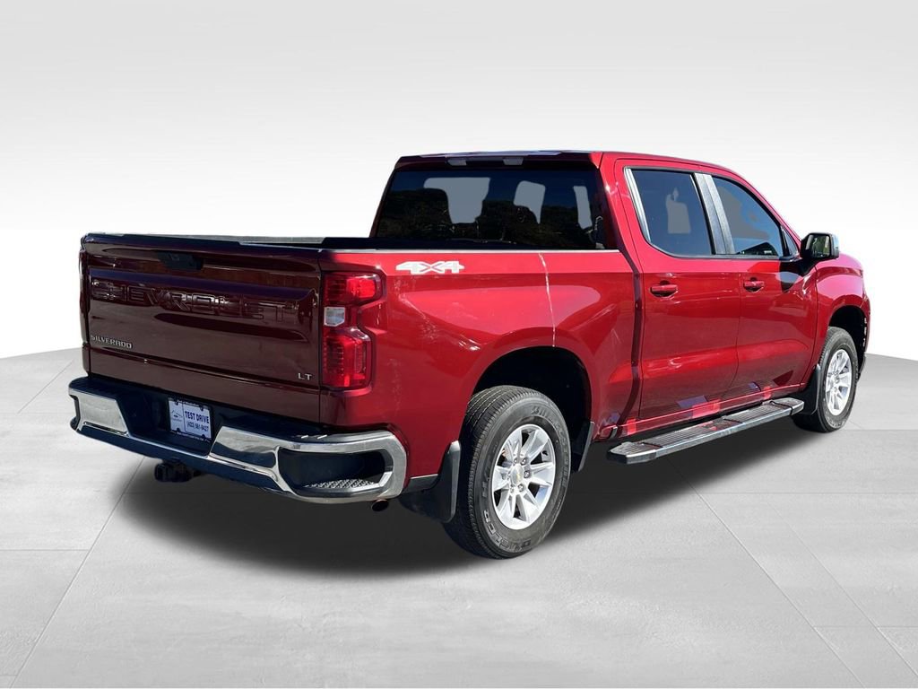 Used 2021 Chevrolet Silverado 1500 LT w/ Bed Protection Package image 3