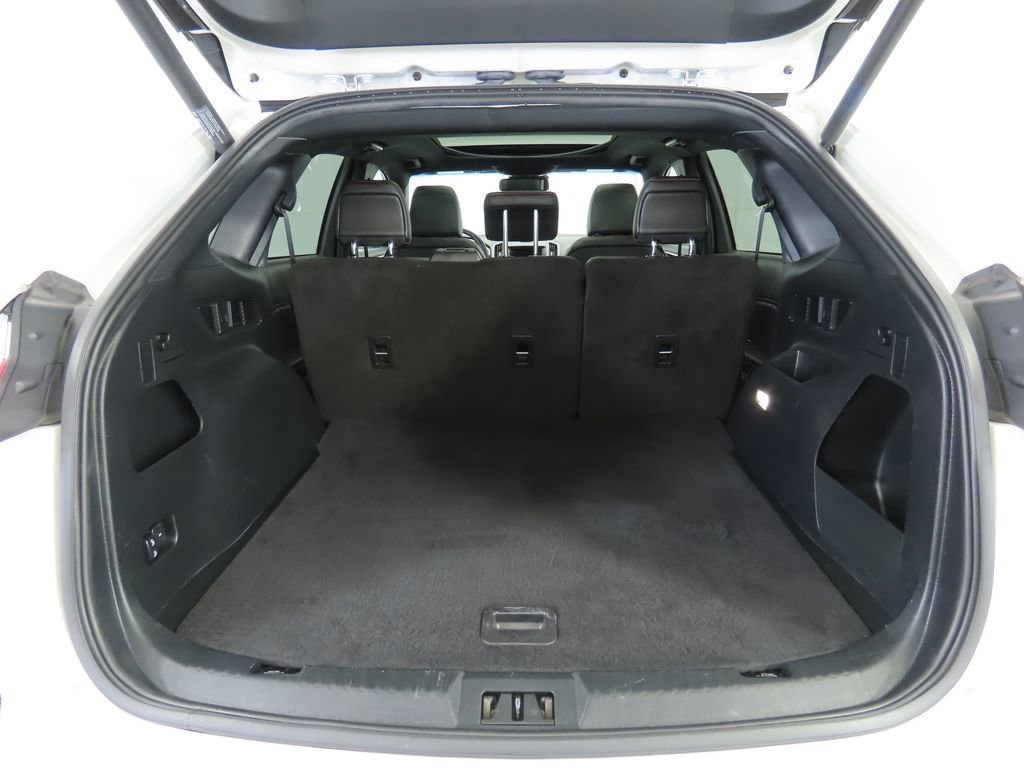 Used 2020 Ford Edge ST-Line w/ Cold Weather Package image 29