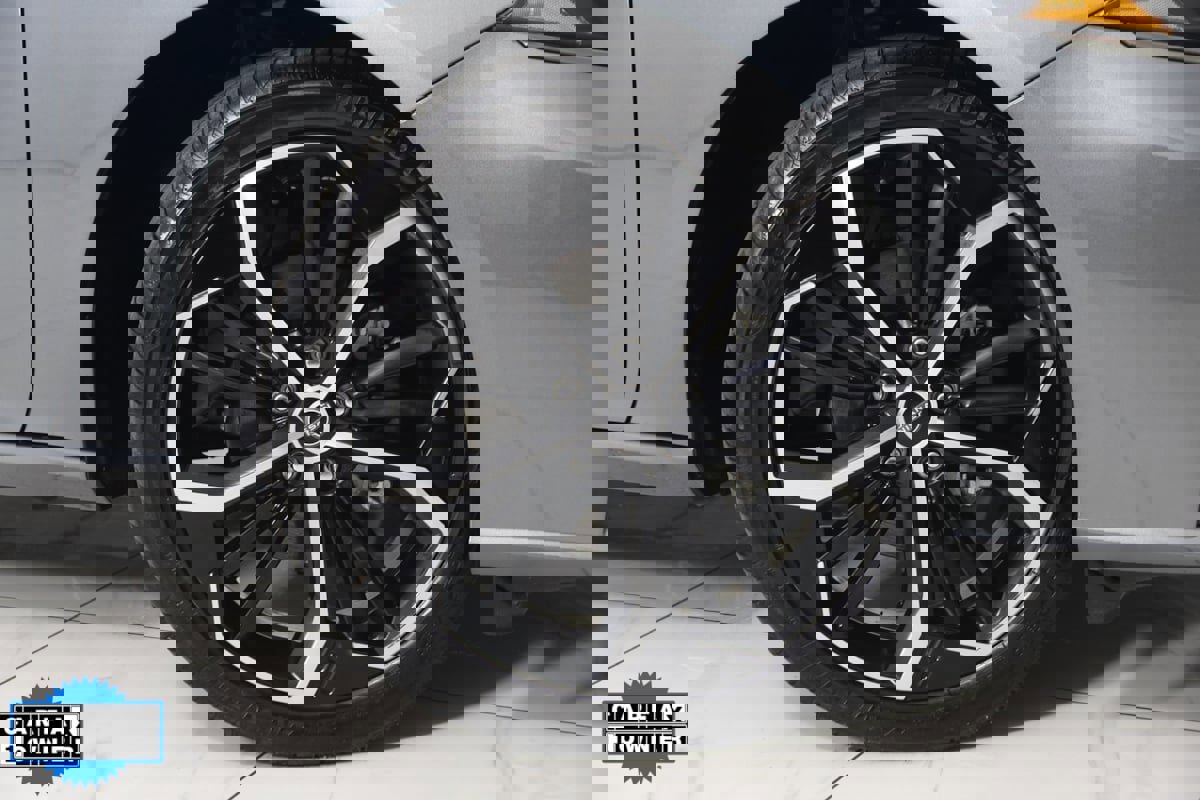 Used 2023 Nissan Altima 2.5 SR image 12