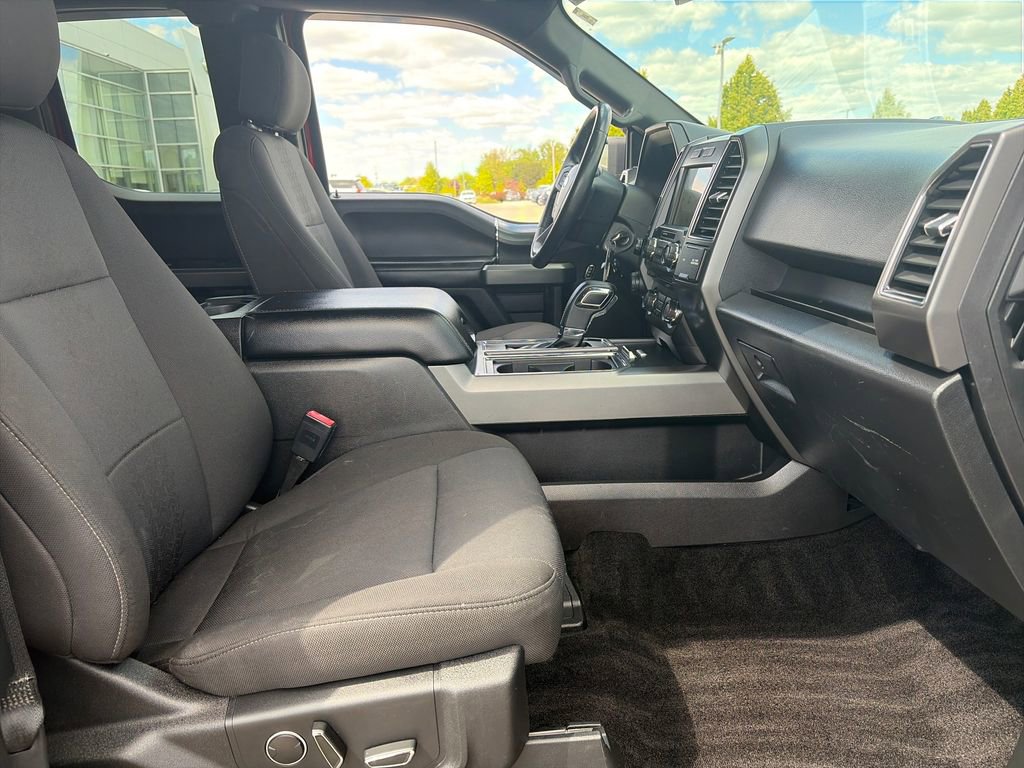 Used 2018 Ford F150 XLT w/ Equipment Group 302A Luxury AWD/4WD image 12
