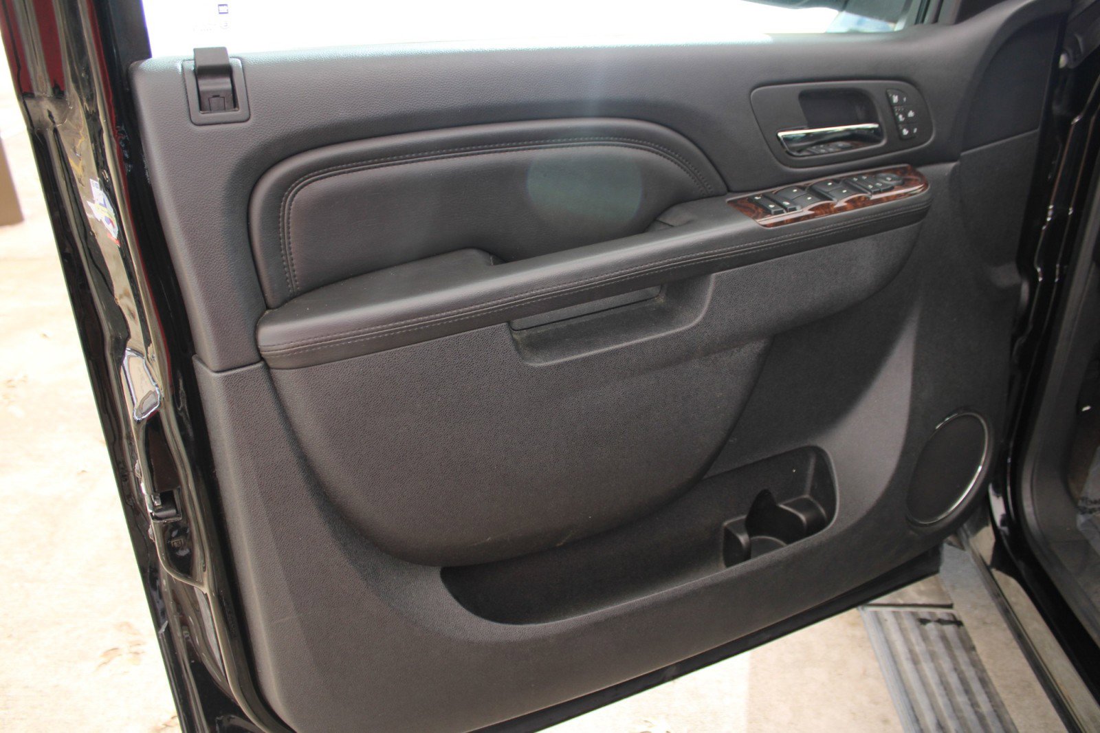 Used 2013 GMC Yukon Denali image 11