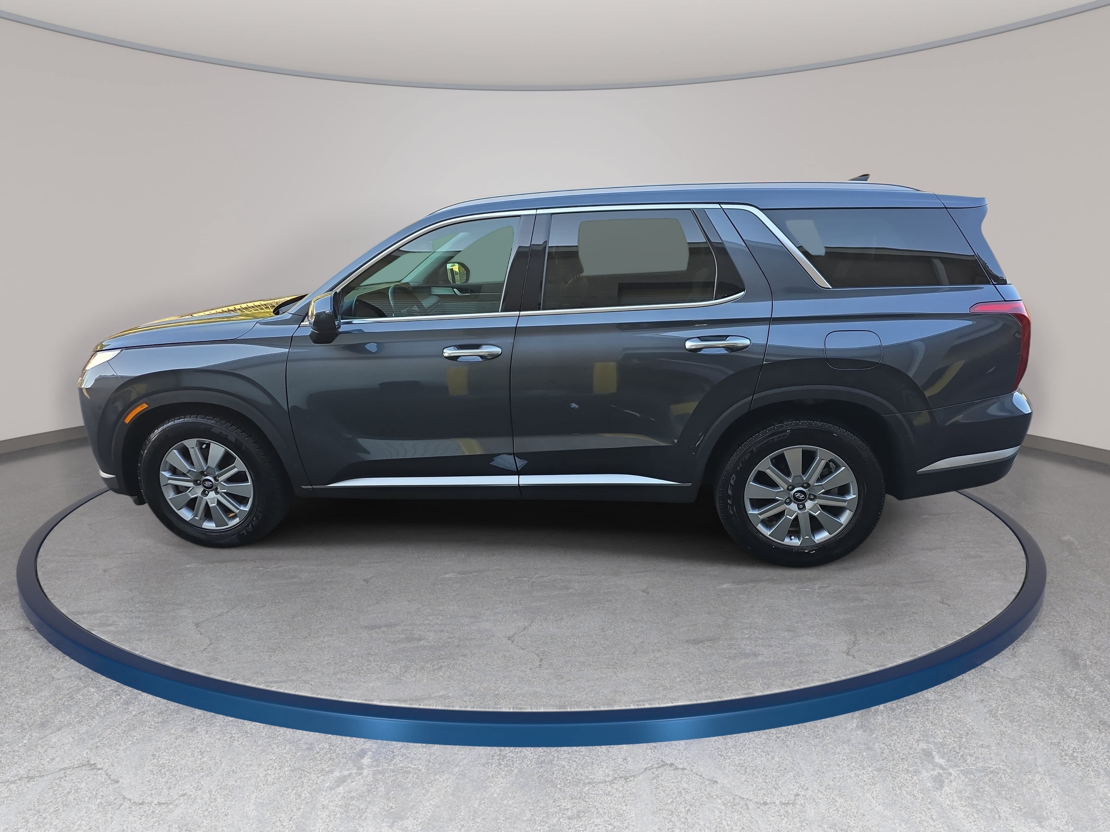 Used 2024 Hyundai Palisade SEL FWD image 8