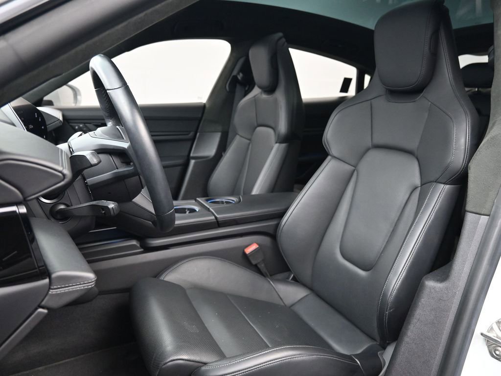 Certified 2022 Porsche Taycan GTS image 5