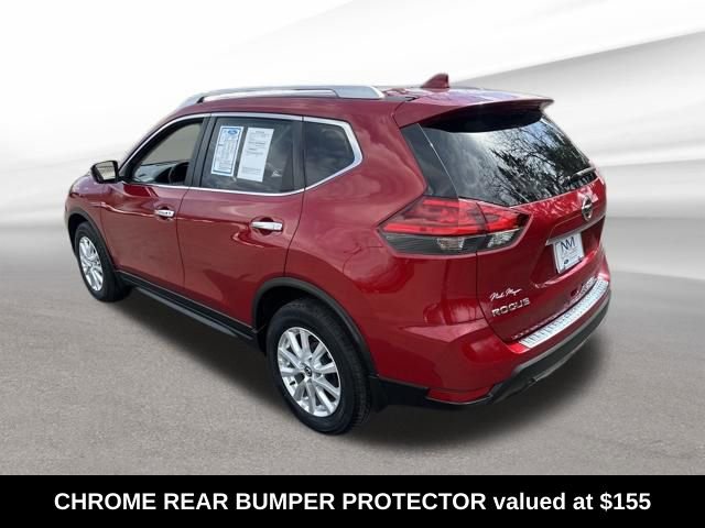 Used 2017 Nissan Rogue SV image 5