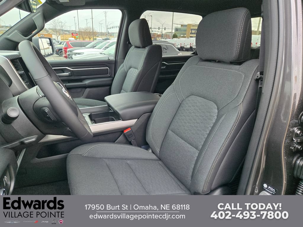 New 2026 RAM 1500 Big Horn AWD/4WD image 13