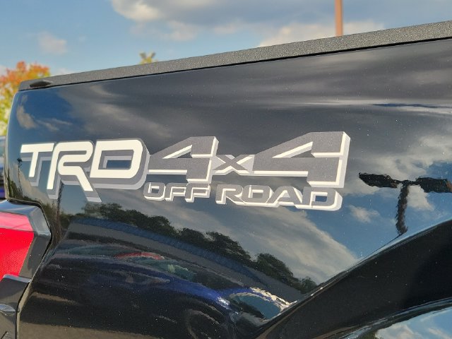 Used 2023 Toyota Tundra Limited w/ TRD Off-Road Package AWD/4WD image 8