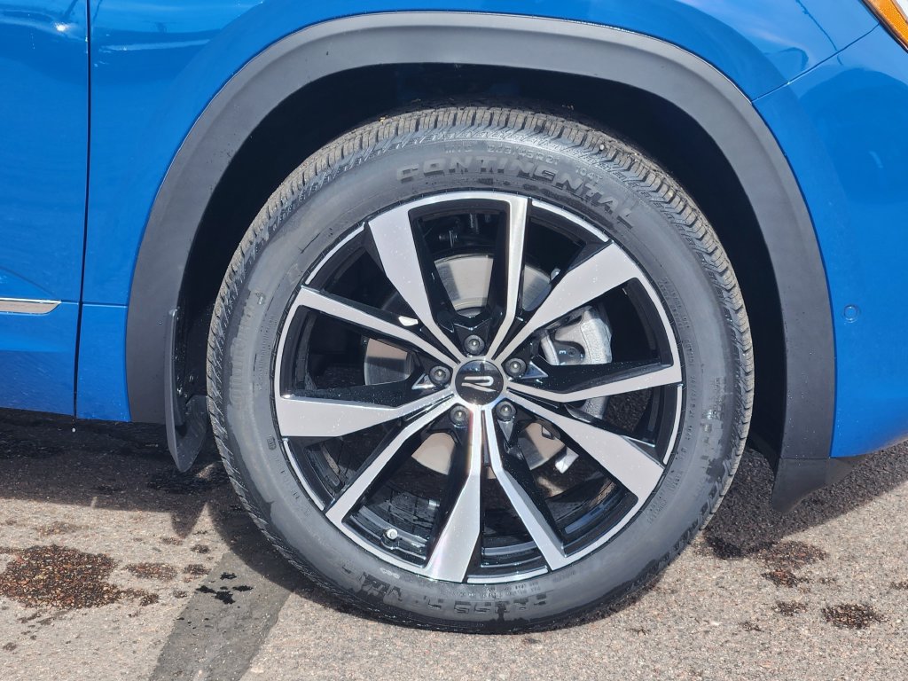 New 2026 Volkswagen Atlas Cross Sport SEL Premium R-Line AWD/4WD image 29