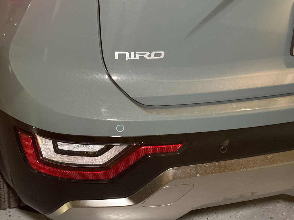 New 2026 Kia Niro SX Touring FWD image 5
