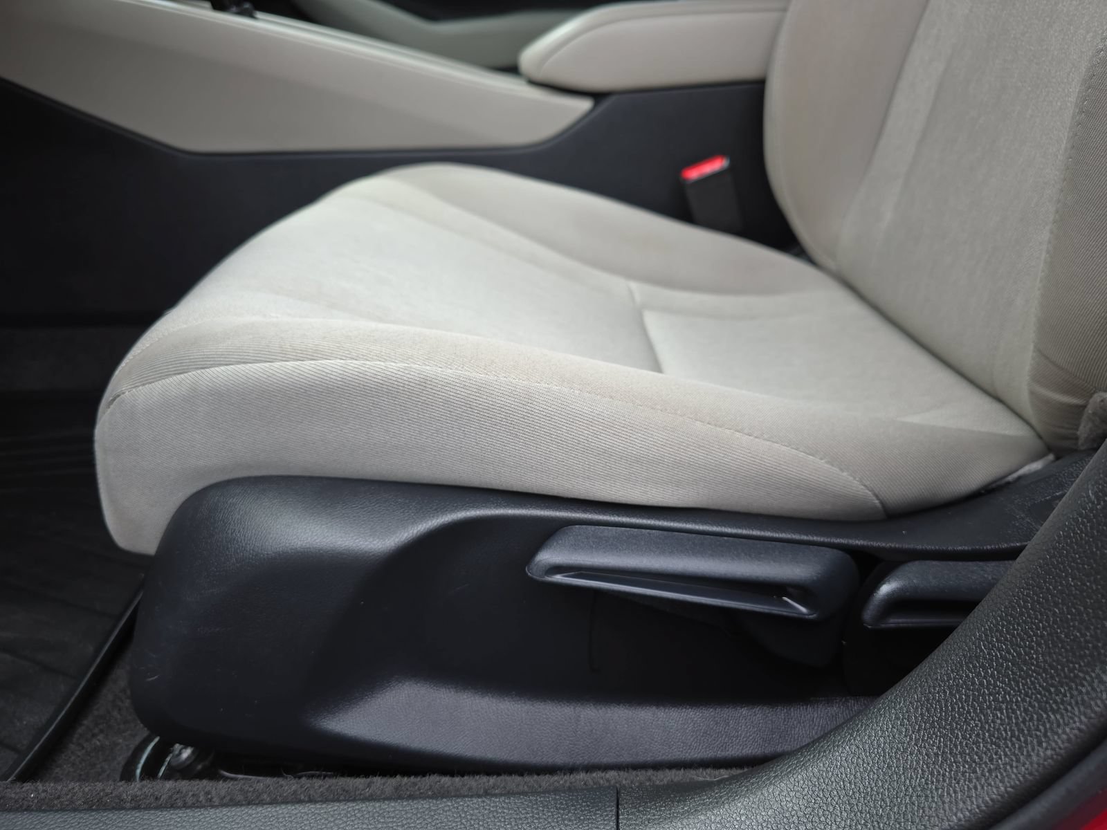 Certified 2024 Honda Accord LX image 30