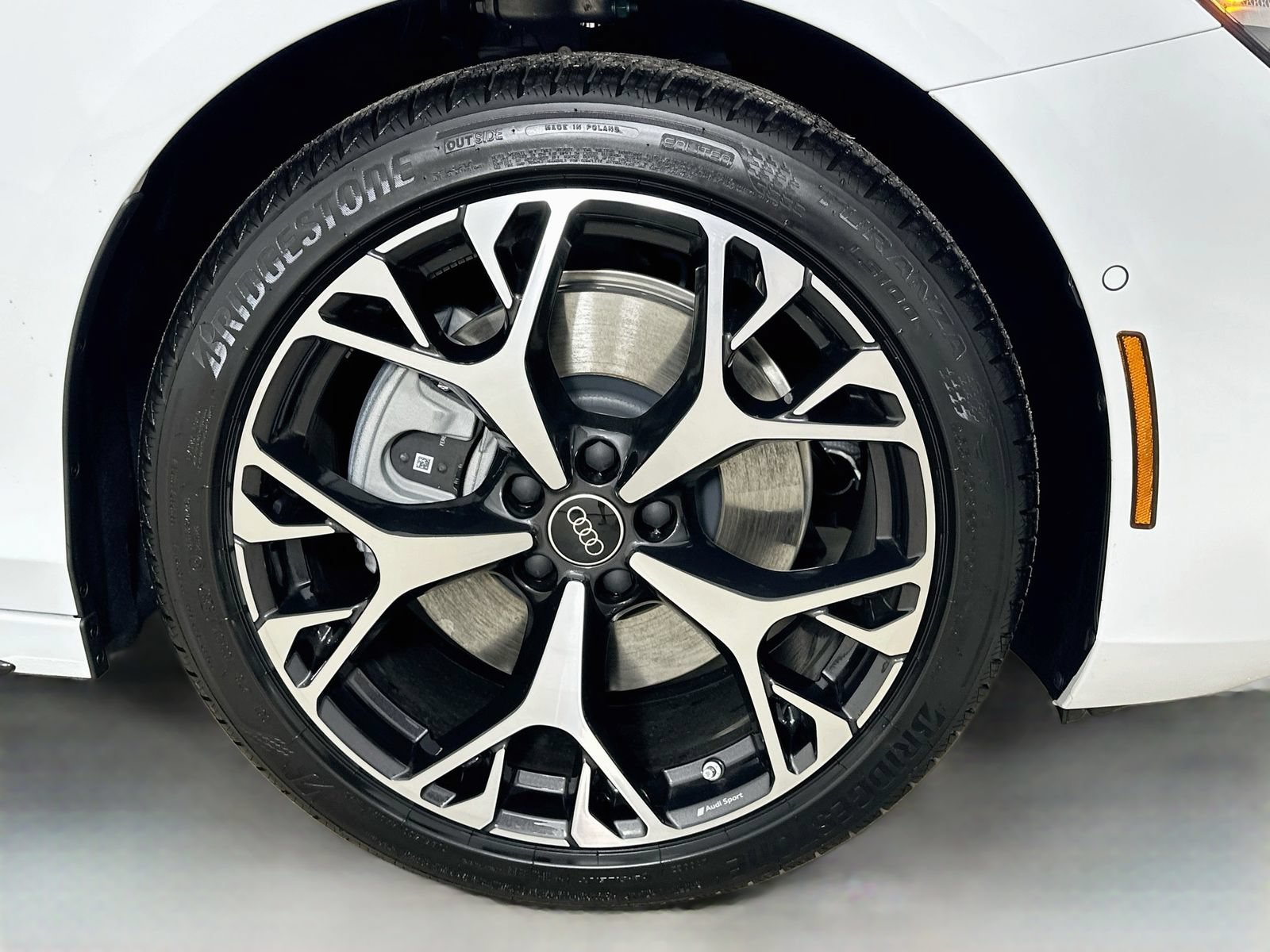 New 2026 Audi A6 Premium Plus AWD/4WD image 11