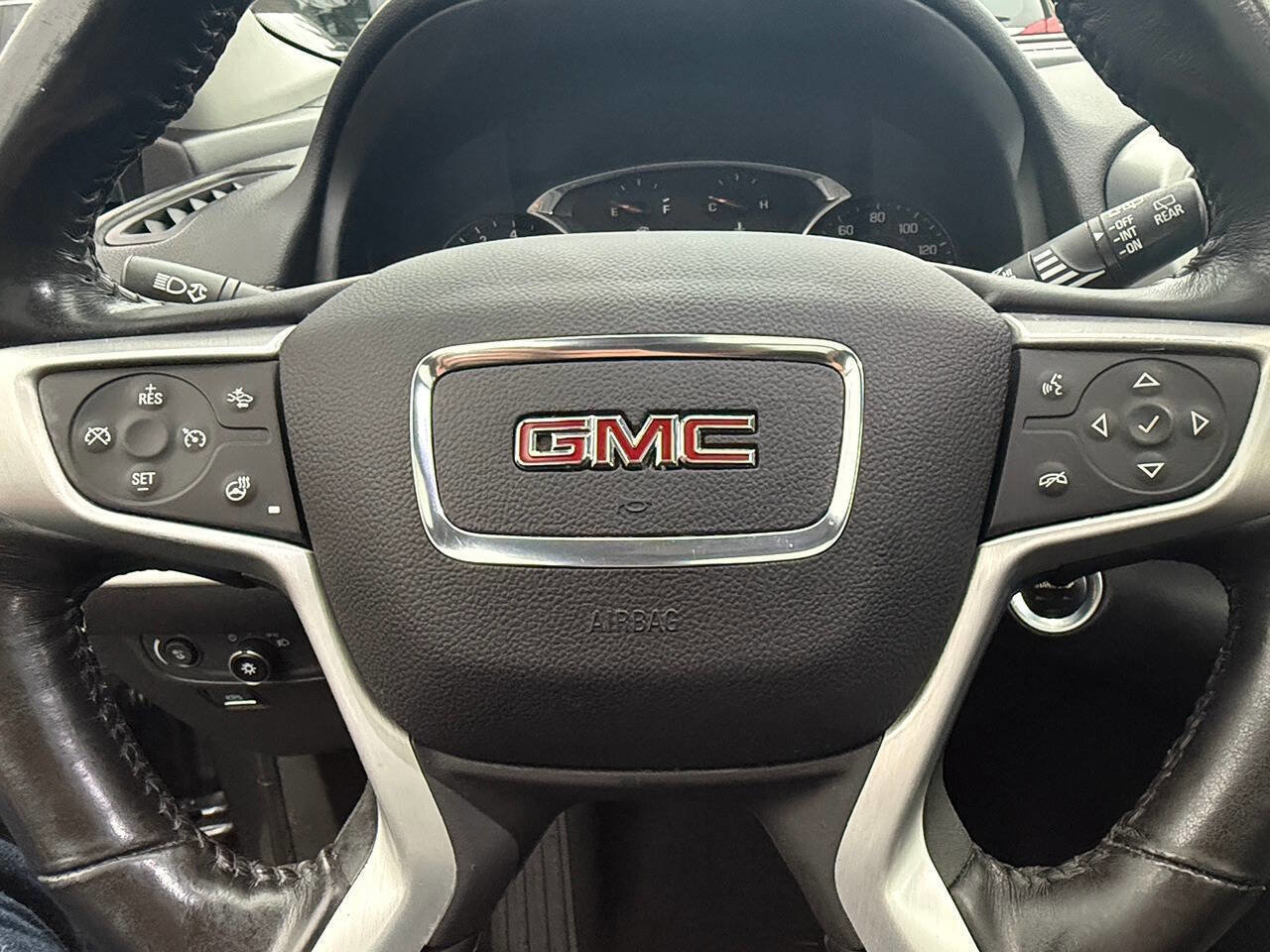 Used 2020 GMC Terrain SLT w/ Preferred Package image 21