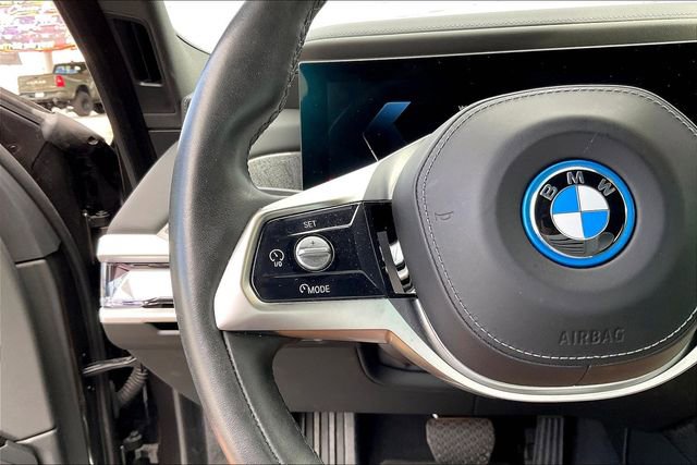 Used 2023 BMW i7 xDrive60 image 18