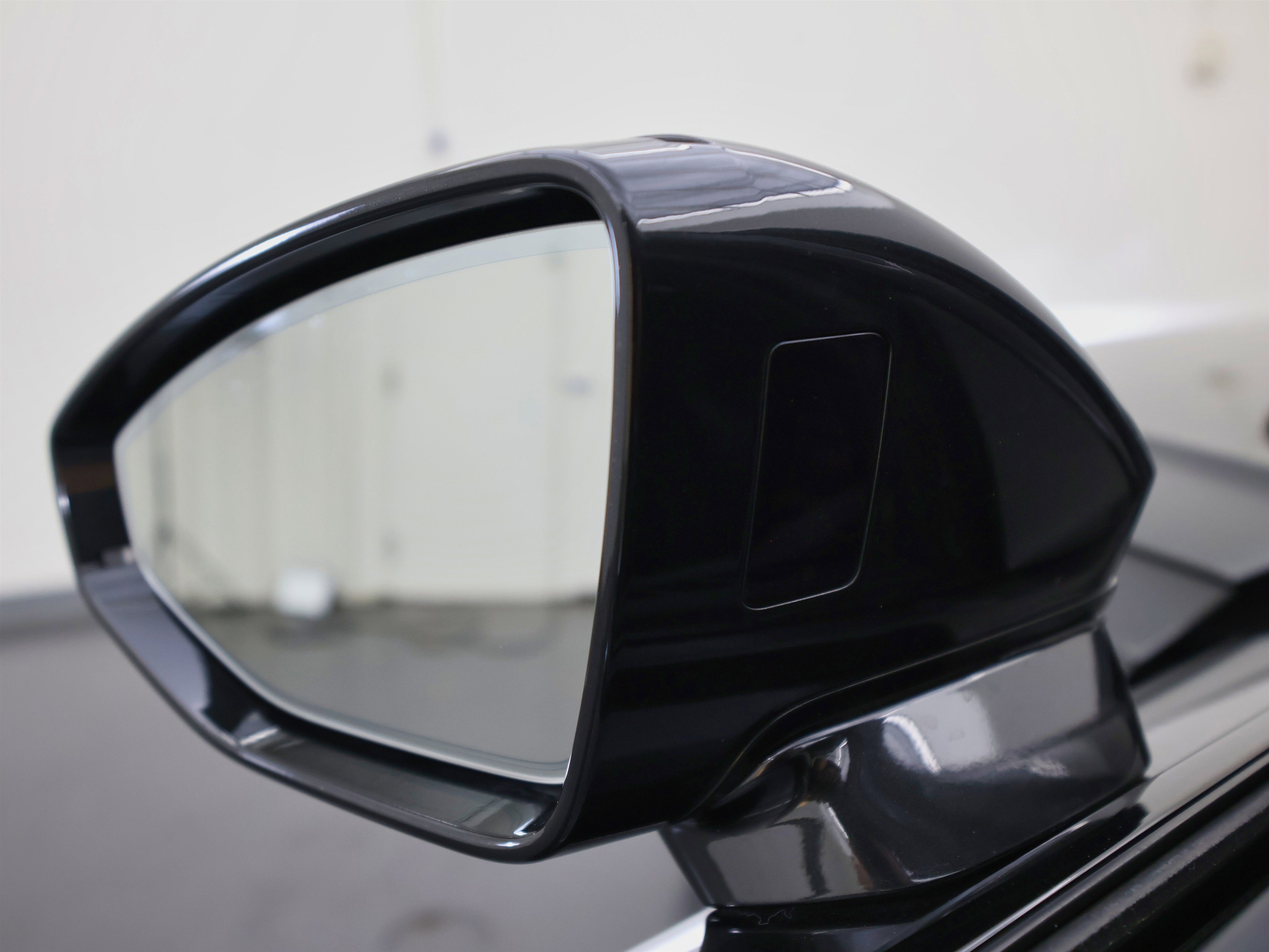 Used 2020 Audi A8 L 4.0T w/ Executive Package image 35