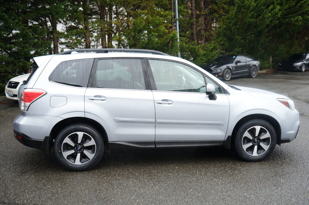 Used 2017 Subaru Forester 2.5i Limited image 10