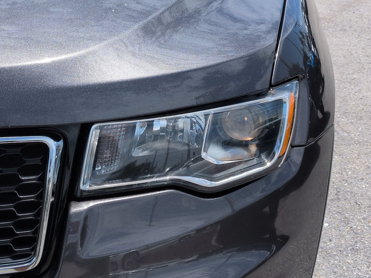Used 2018 Jeep Grand Cherokee Limited RWD image 10