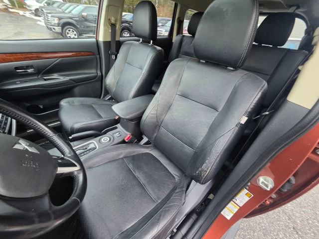 Used 2015 Mitsubishi Outlander GT image 15