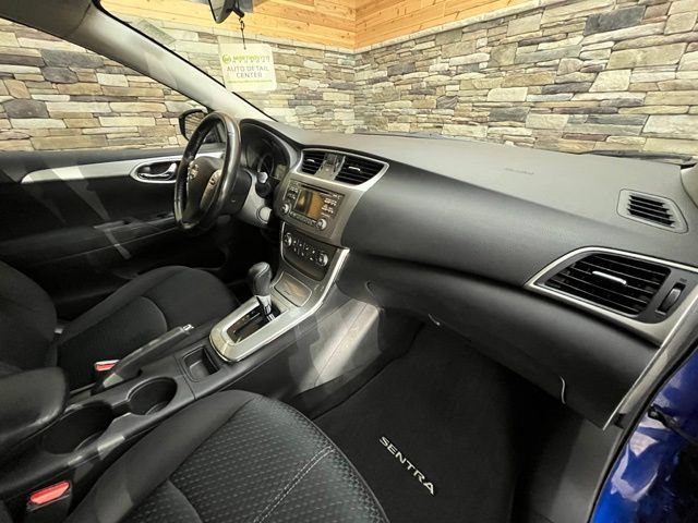 Used 2014 Nissan Sentra SR w/ SR Driver Package FWD image 16