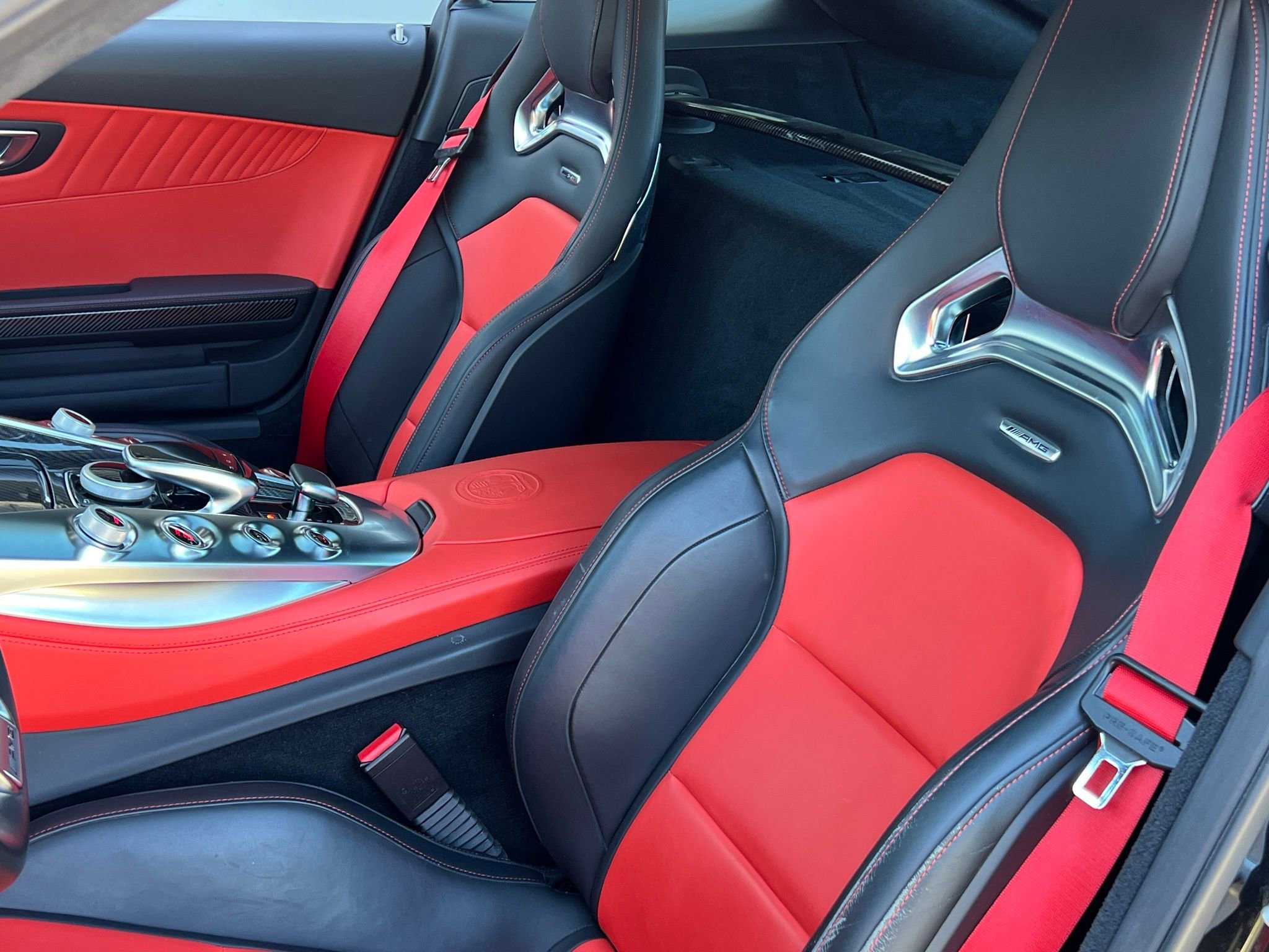 Used 2016 Mercedes-Benz AMG GT S image 4