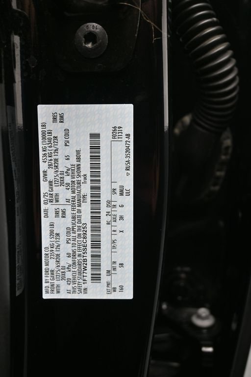 Used 2025 Ford F250 Lariat w/ Chrome Package AWD/4WD image 11