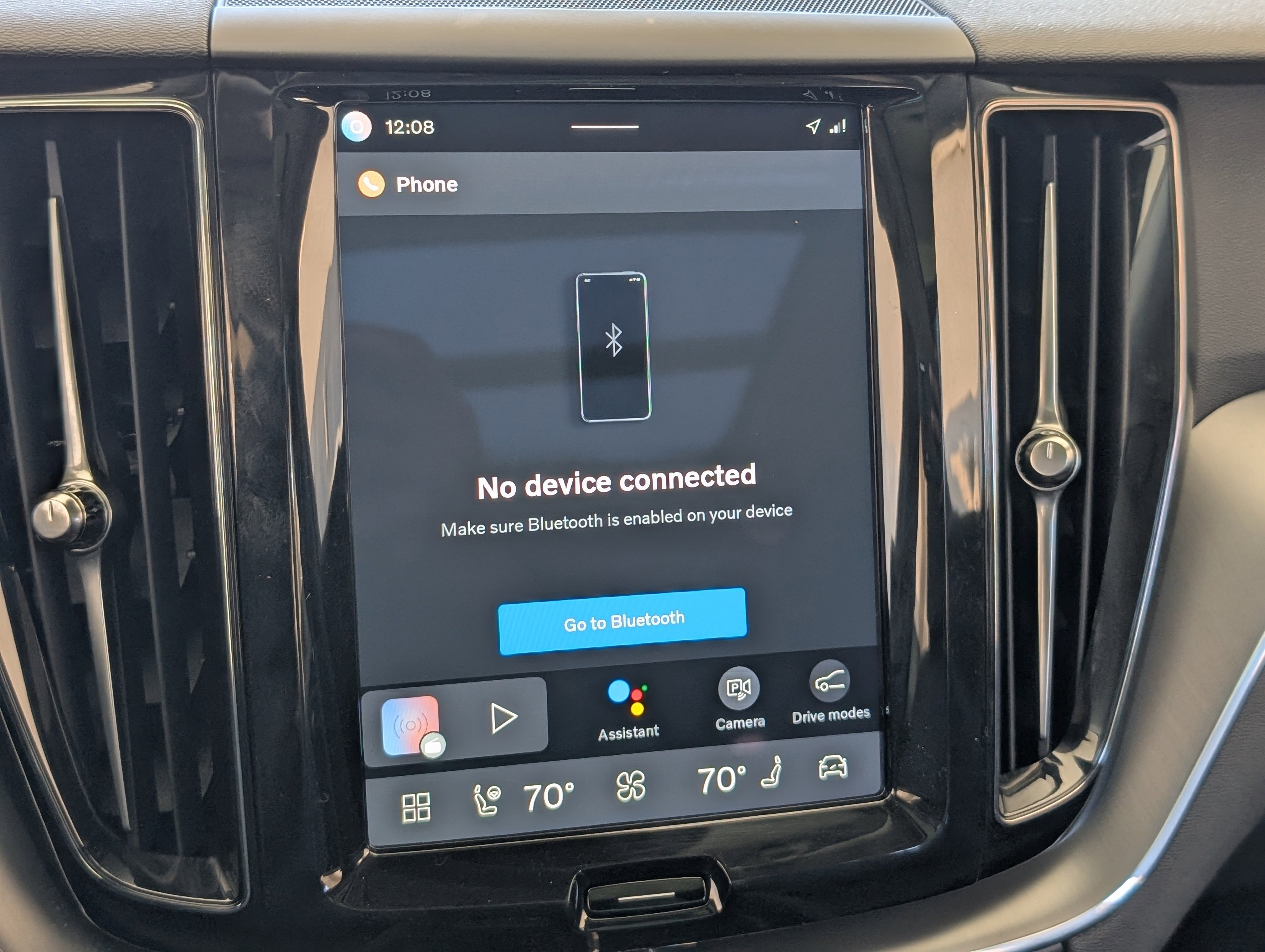 Used 2024 Volvo XC60 B5 Core image 30