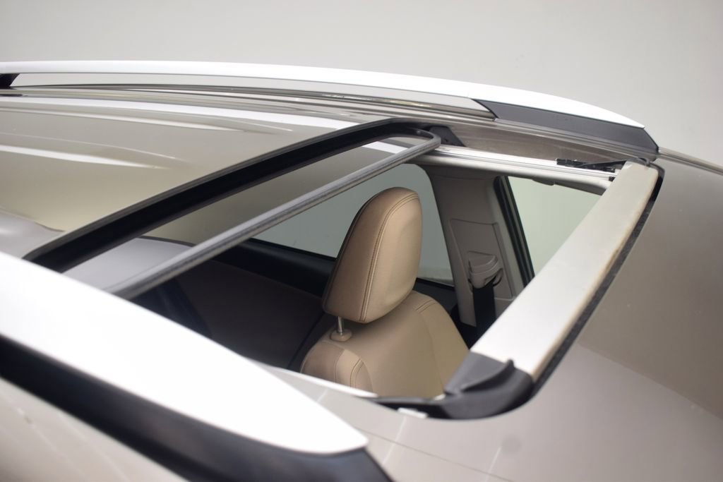 Used 2015 Toyota RAV4 XLE image 15