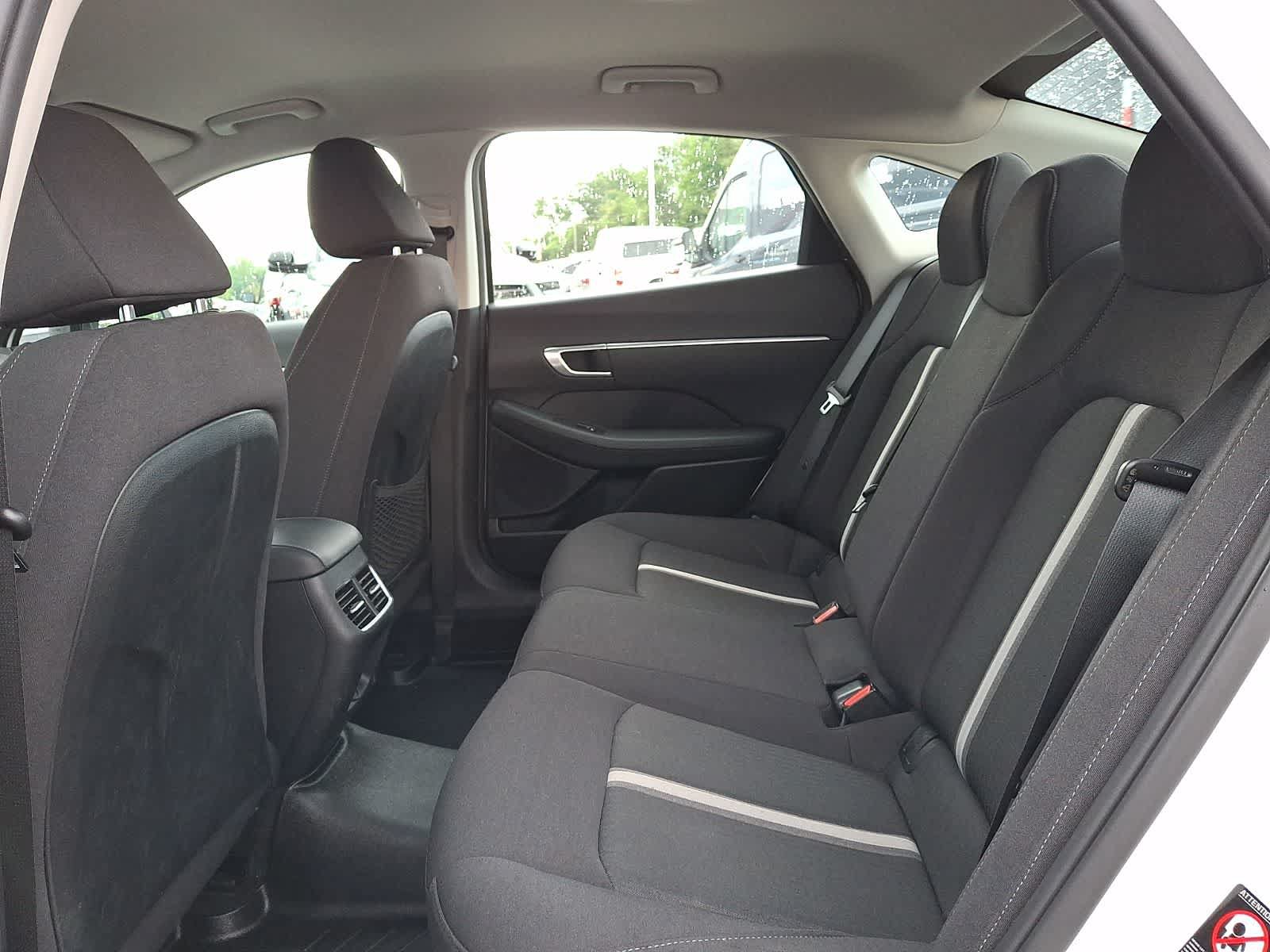Used 2021 Hyundai Sonata Blue FWD image 11