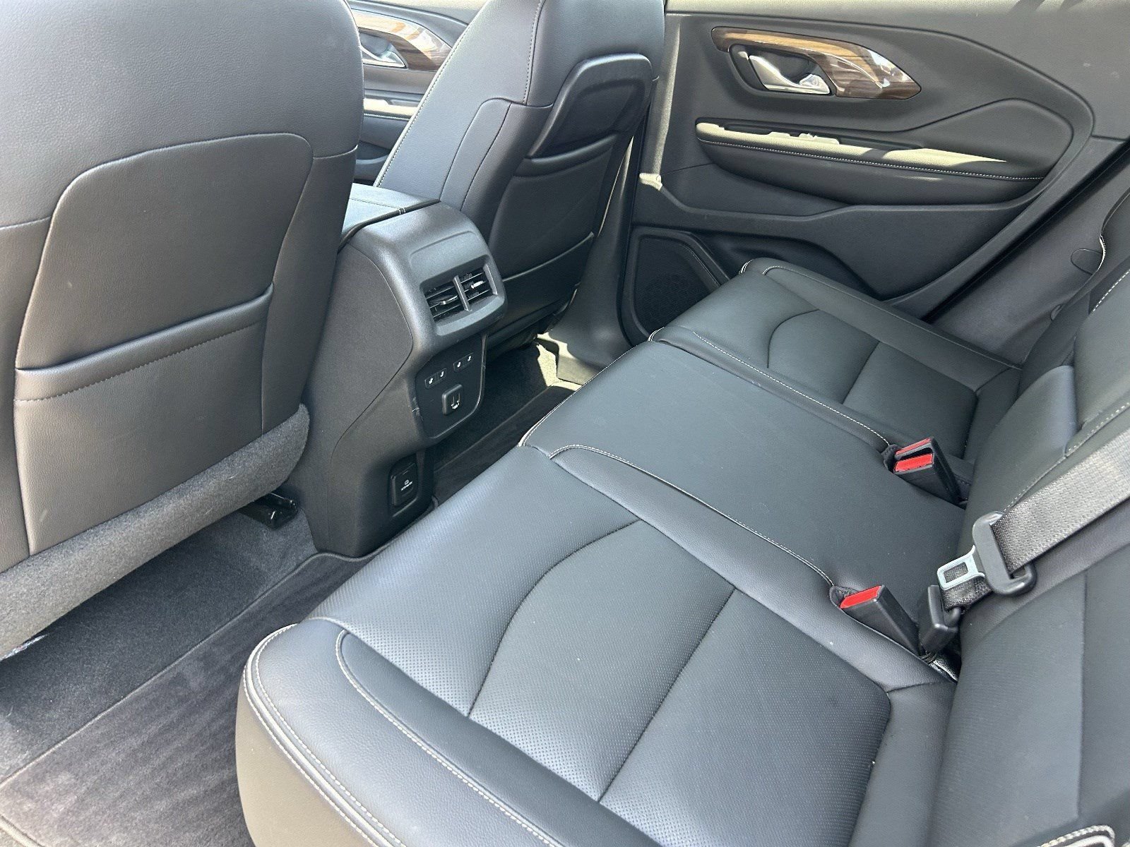 Certified 2020 GMC Terrain Denali w/ Denali Premium Package AWD/4WD image 23