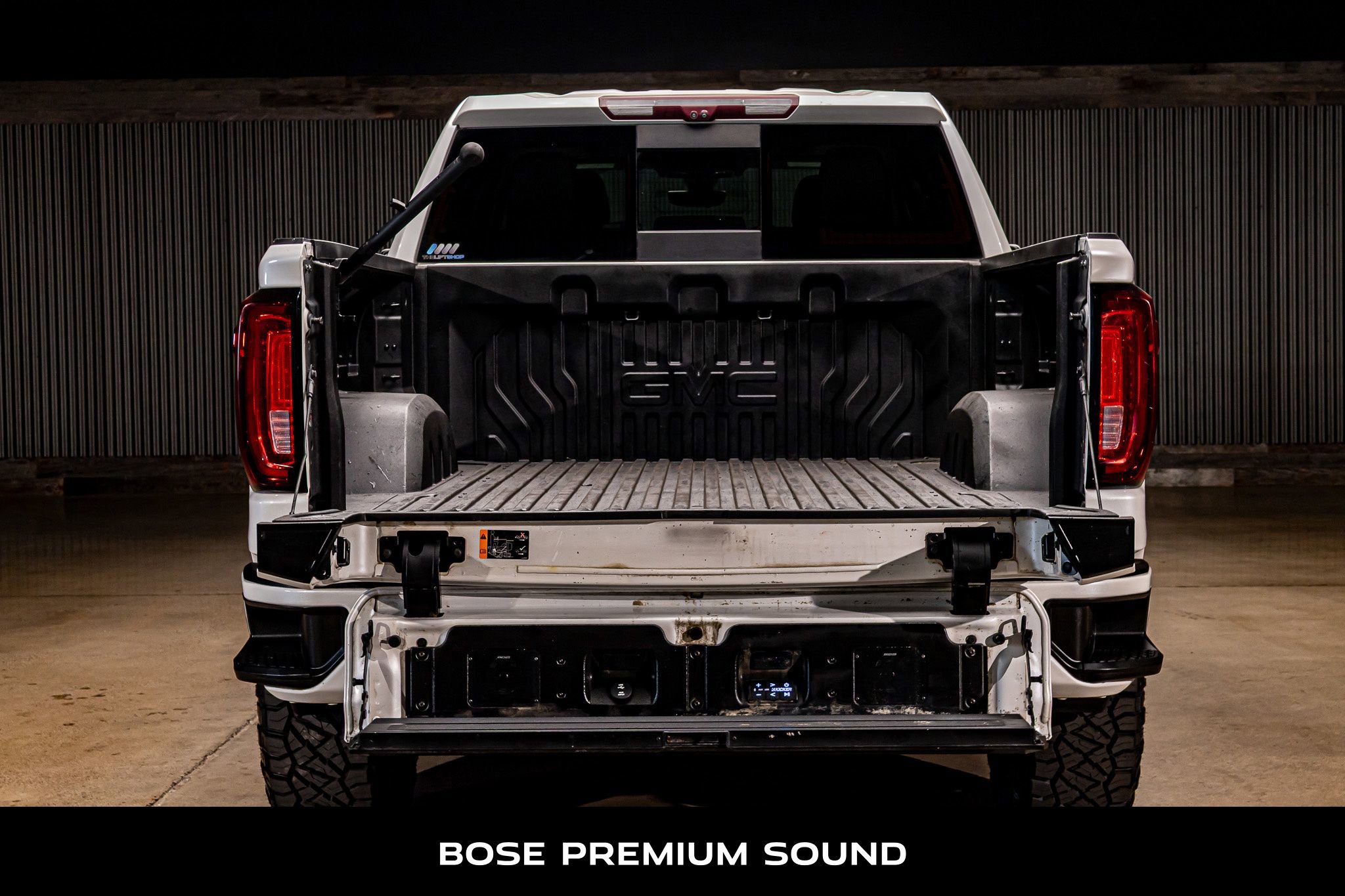 Used 2021 GMC Sierra 1500 Denali w/ Denali Ultimate Package image 9