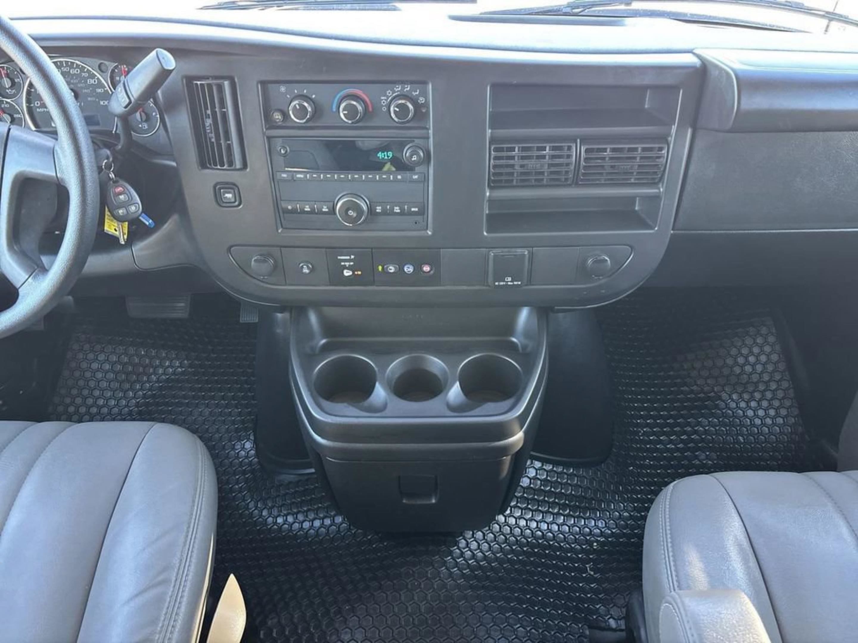 Used 2024 Chevrolet Express 2500 w/ Driver Convenience Package RWD image 12