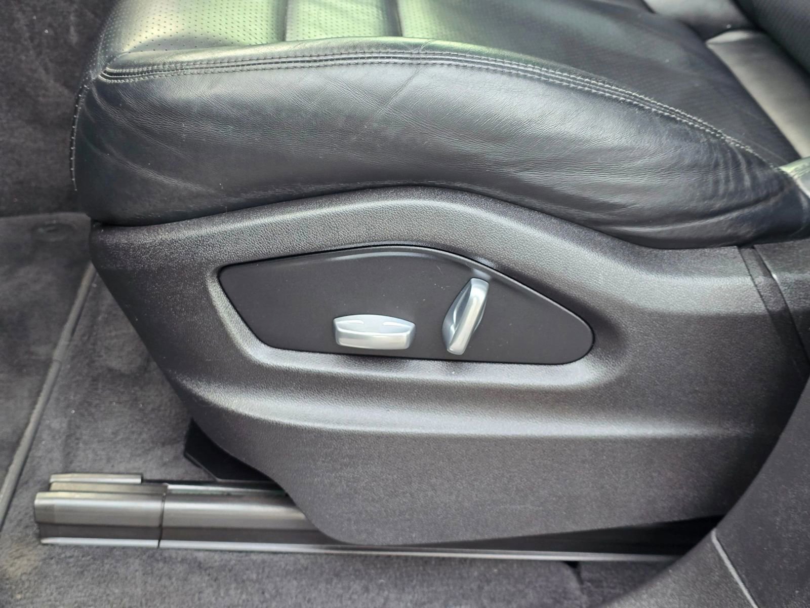 Used 2019 Porsche Cayenne image 20