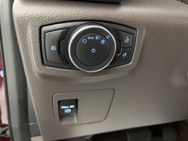 Used 2020 Ford Expedition XLT image 30