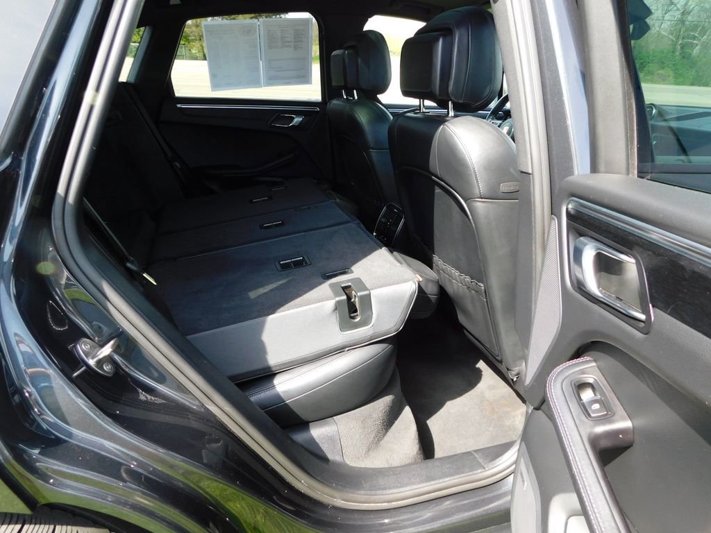 Used 2020 Porsche Macan GTS image 27