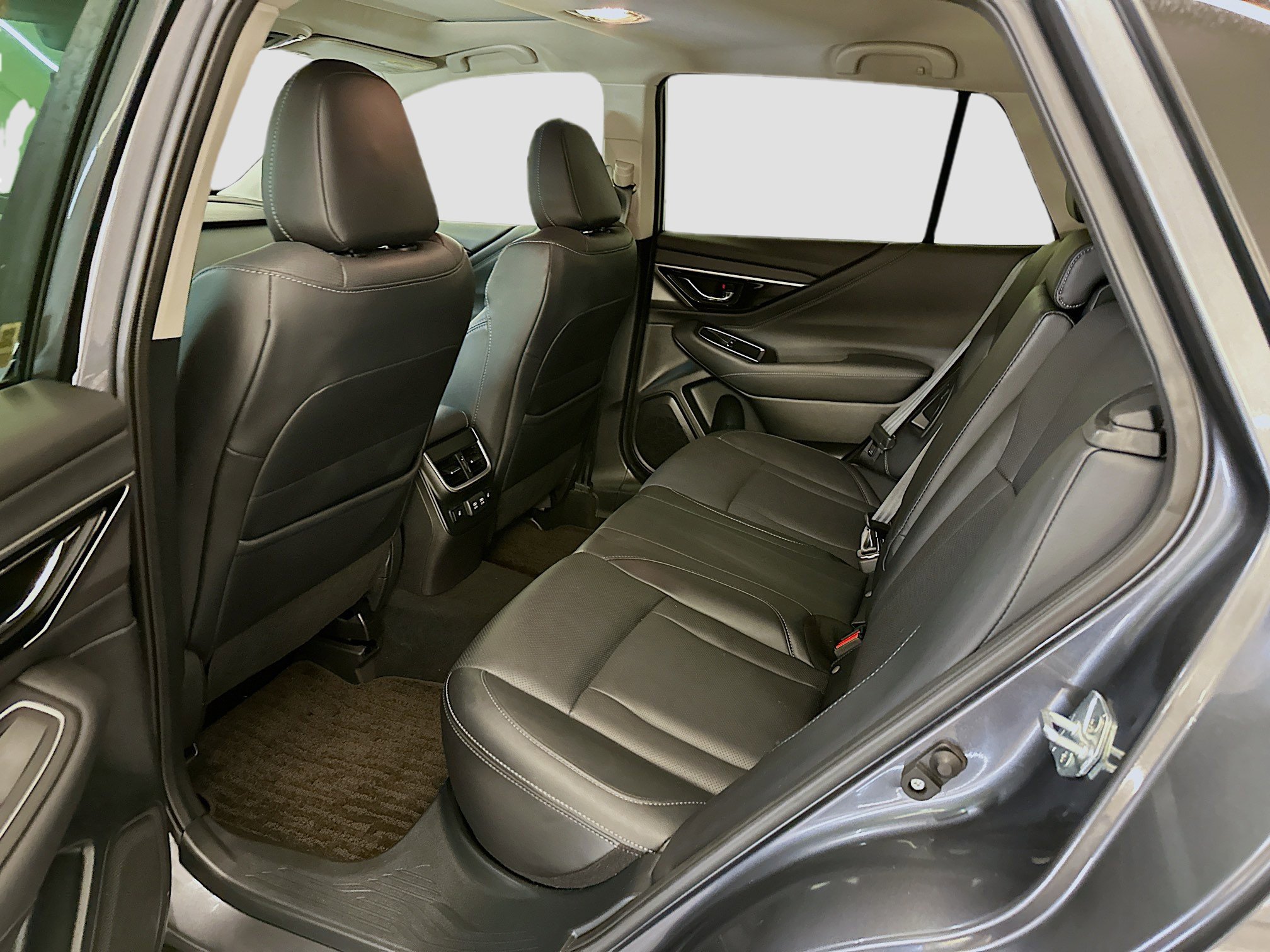 Used 2022 Subaru Outback Limited AWD/4WD image 30