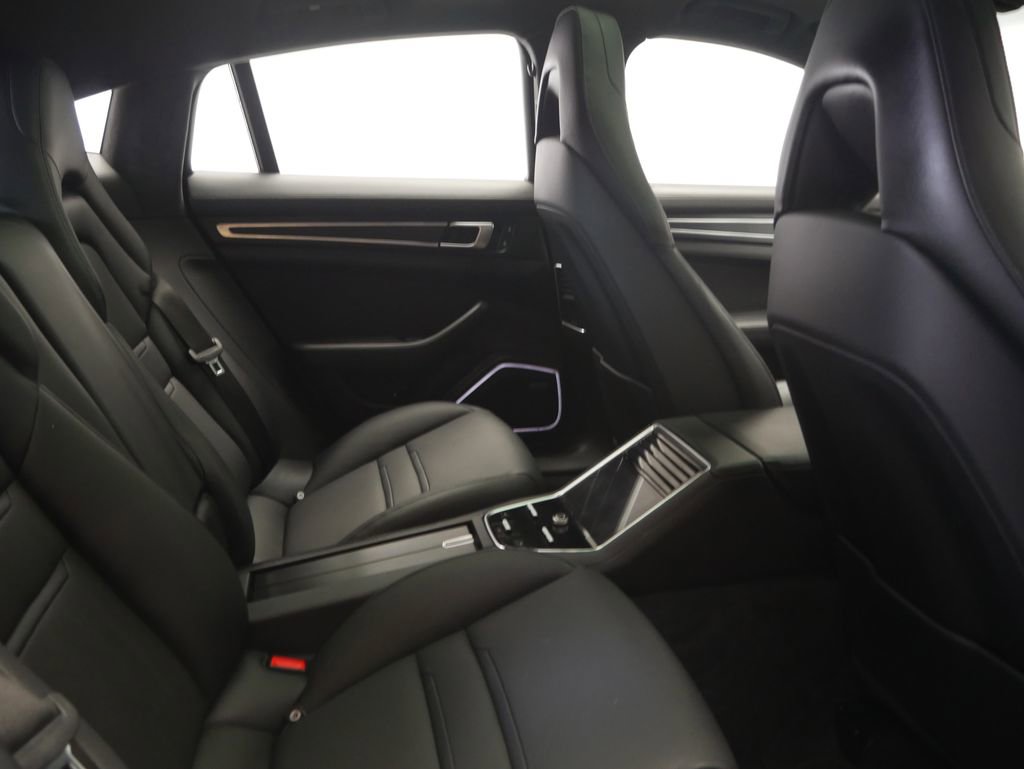 Used 2022 Porsche Panamera GTS AWD/4WD image 26