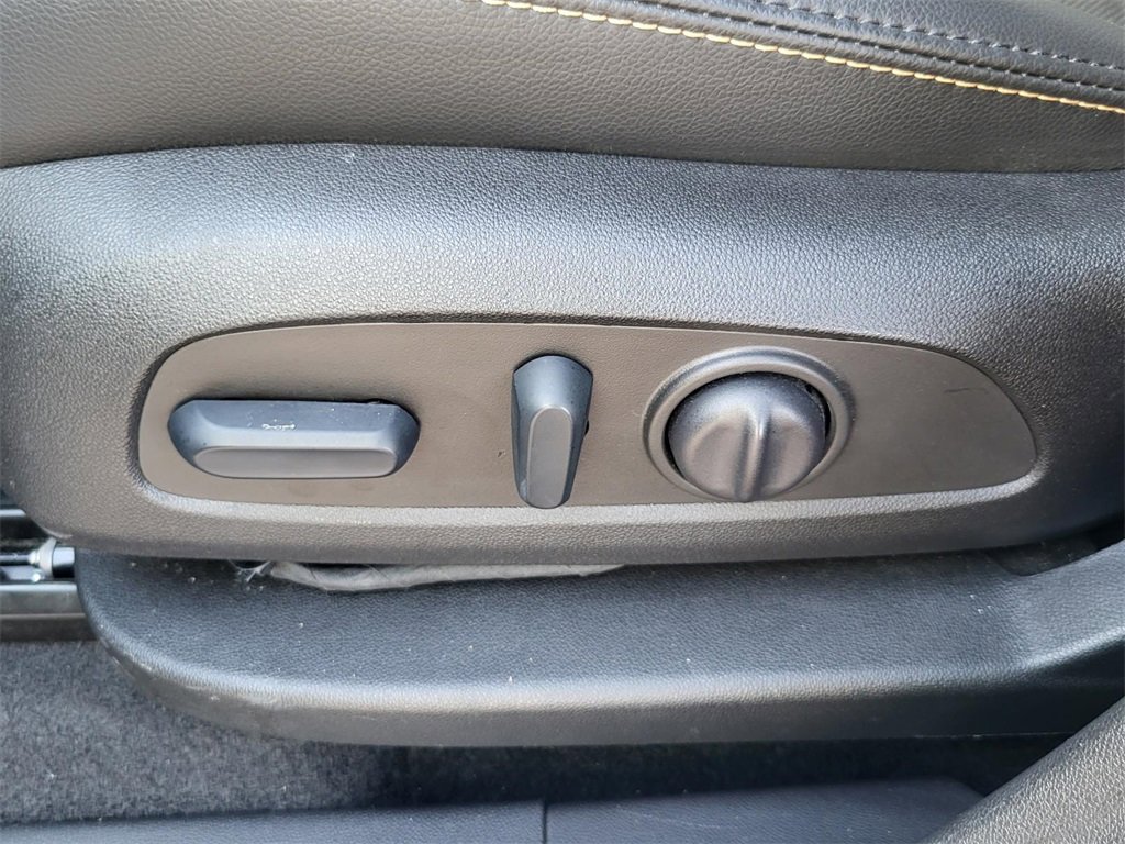 Used 2022 Chevrolet Equinox Premier image 19