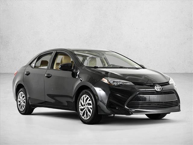 Used 2018 Toyota Corolla LE FWD image 3