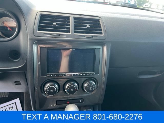Used 2014 Dodge Challenger SXT RWD image 20