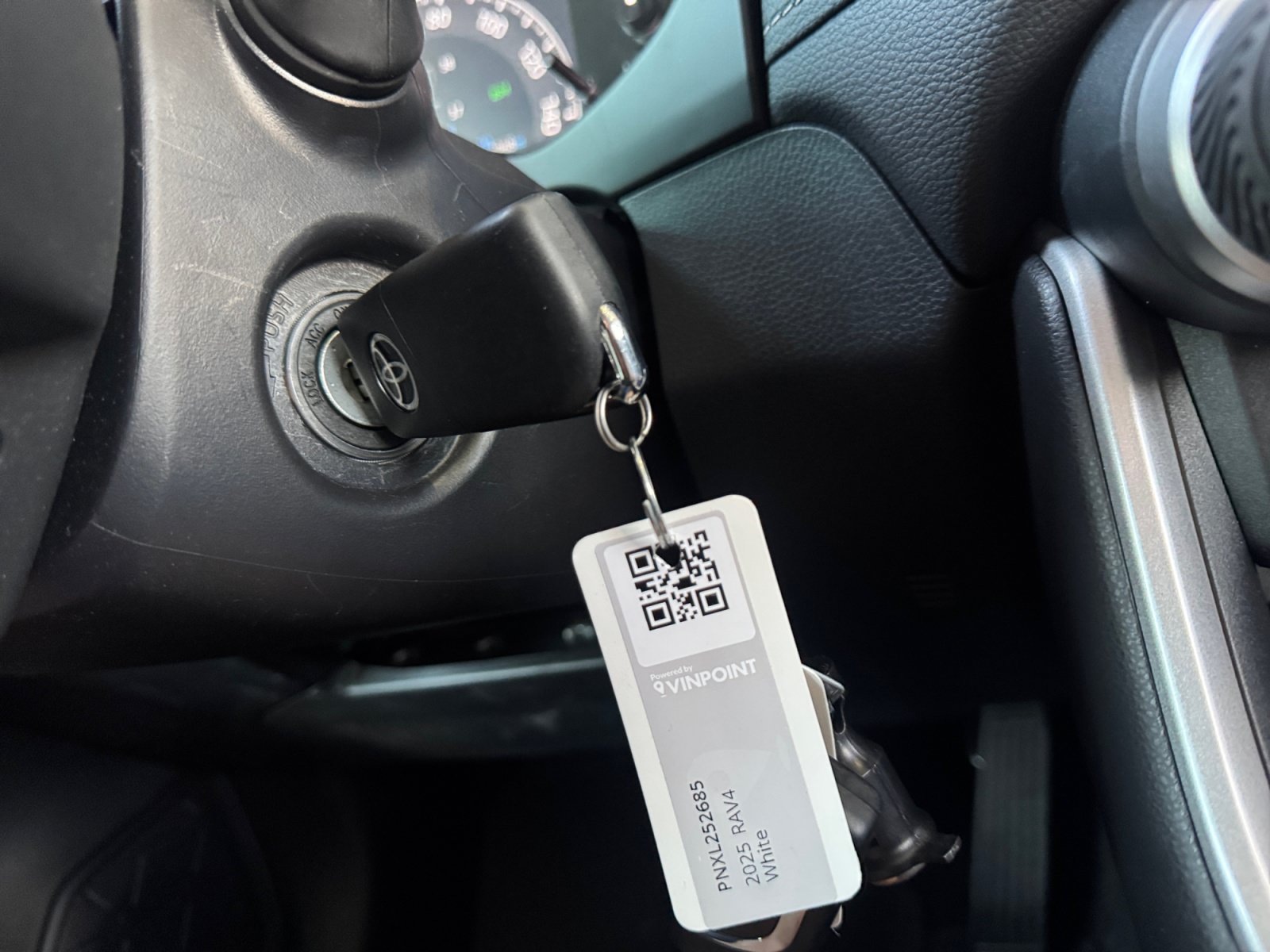 Certified 2025 Toyota RAV4 LE AWD/4WD image 28