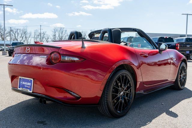 Used 2016 MAZDA MX-5 Miata Club w/ Brembo/BBS Package image 41